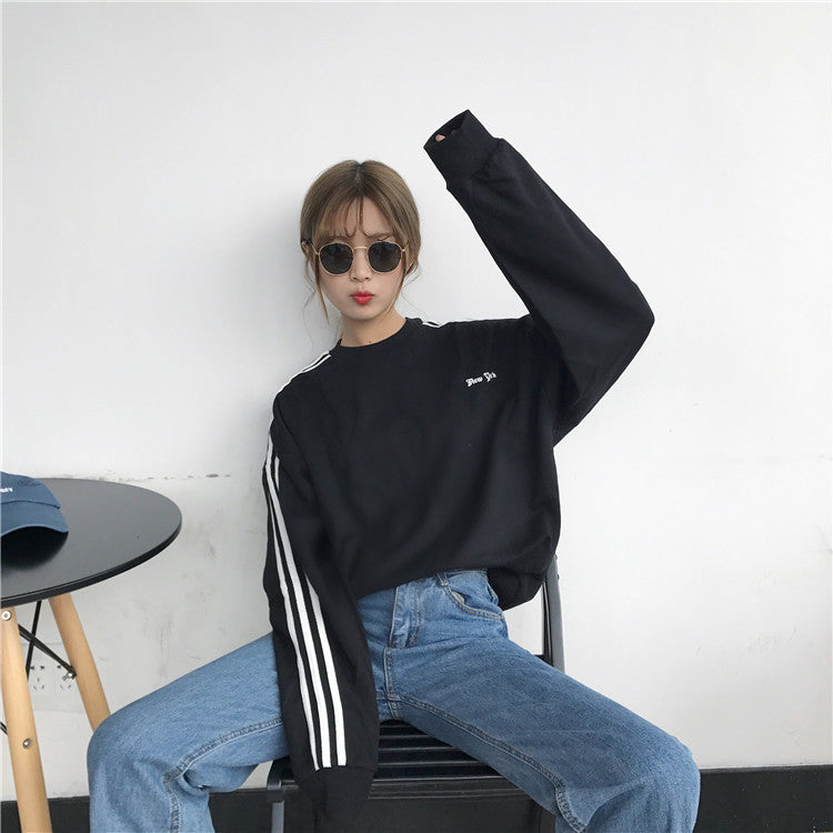 Loose long-sleeved sweatshirt with pullover letters