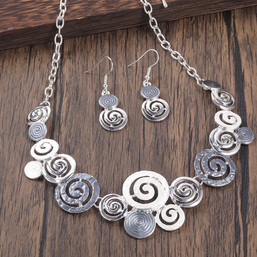 Creative Design Zinc Alloy Geometric Round Spiral Multicolor Cutout Design Women's Necklace Eardrops Set