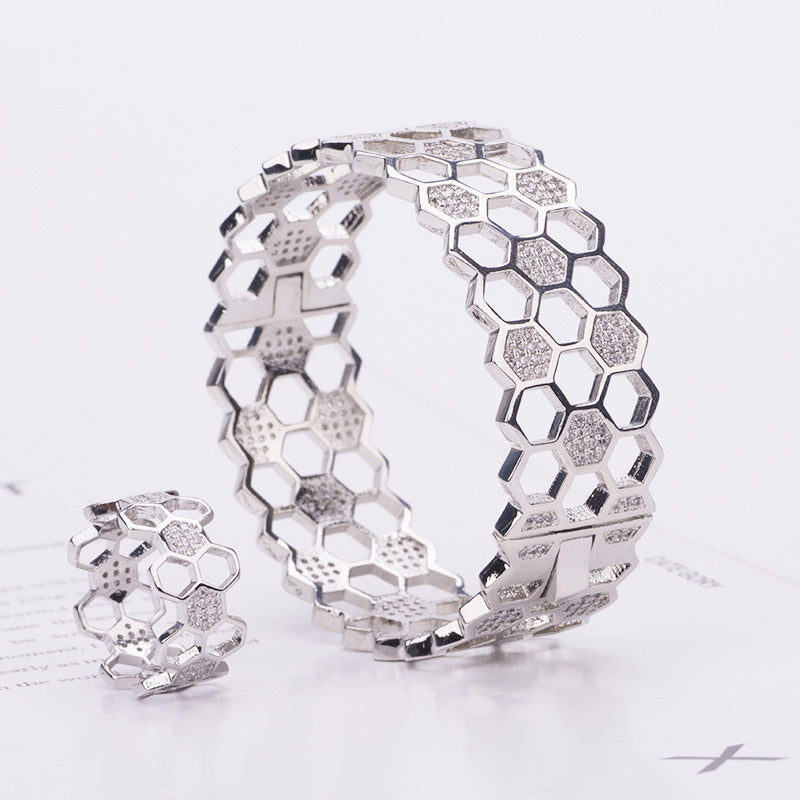 Honeycomb Diamond Bracelet Co-built Love Nest Ring